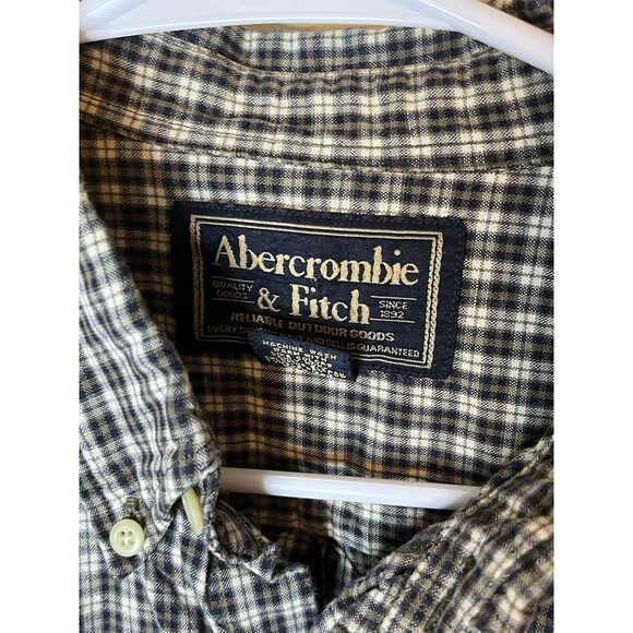 Abercrombie & Fitch Button Down Shirt Mens Medium Plaid Flannel Missing Button - Picture 3 of 7